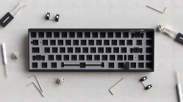 LUMINKEY65 65% Layout Hot-swappable Custom Mechanical Keyboard